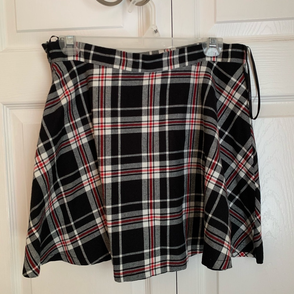 ☆ high waisted skirt size L ☆